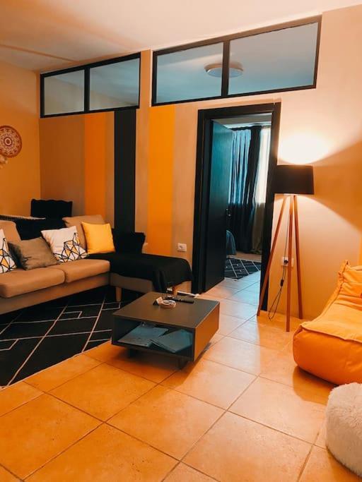 City Central Amazona Appartment Tirana Kültér fotó